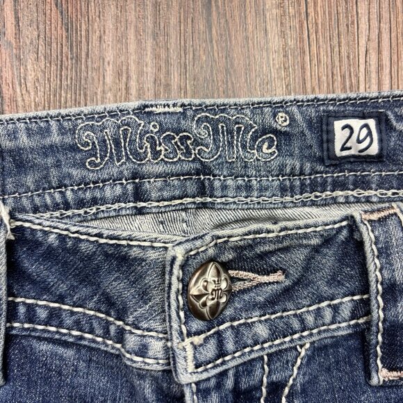 Miss Me MidRise Straight Jeans Rhinestone Destroyed Light Wash Women’s Size 29 - Picture 5 of 13